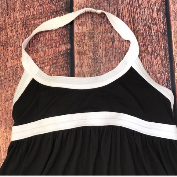 Black and white halter dress - Picture 5 of 8
